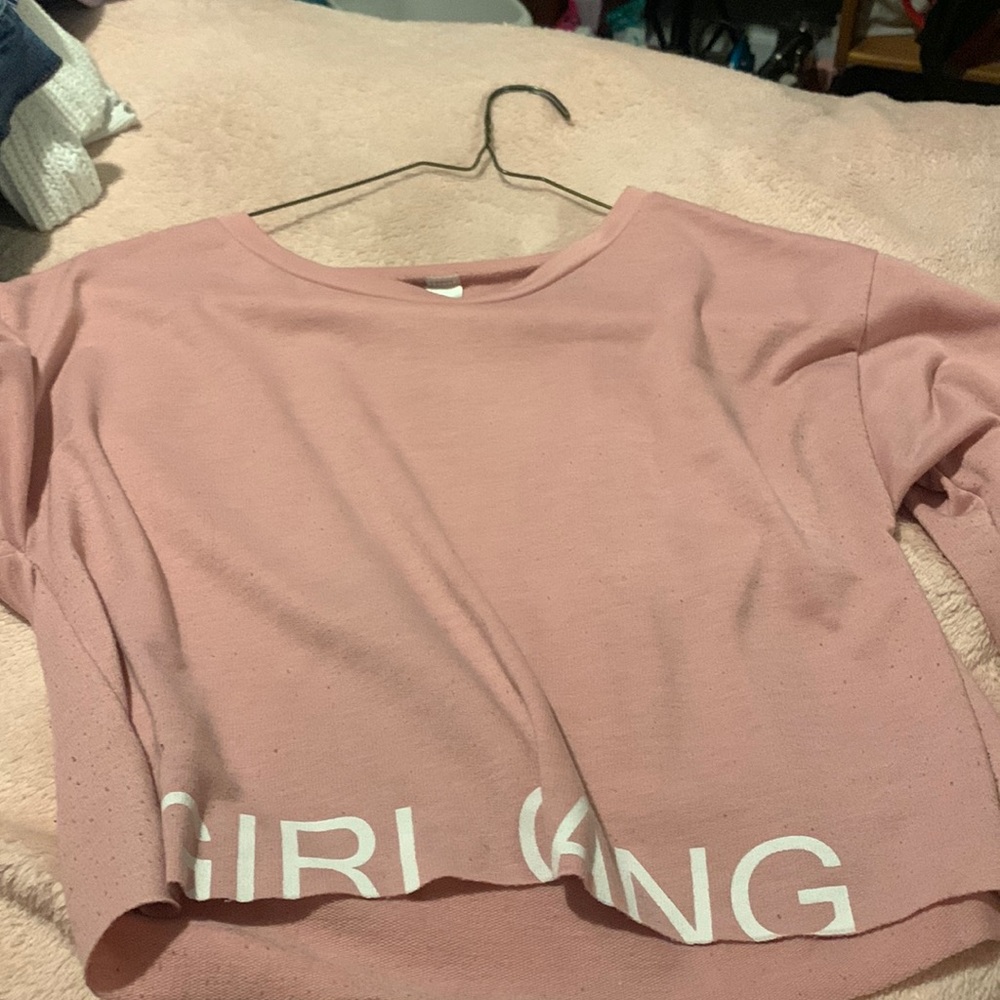 Long sleeved crop top